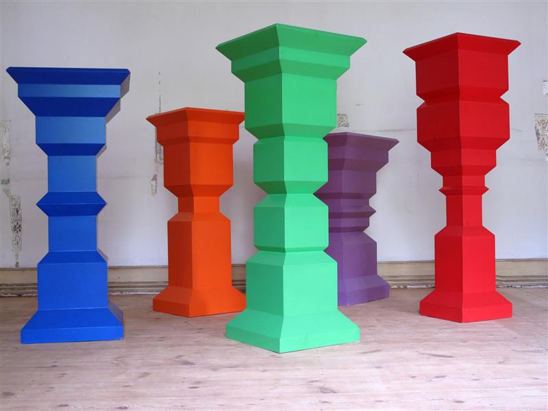 /Content/Files/Work/Endless_plinth/plintos_w800.jpg